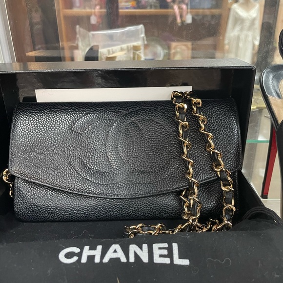 CHANEL Handbags - CHANEL Textured Black Crossbody Bag with Gold Chain